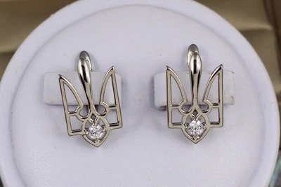 Серьги Xuping Jewelry герб трезубец с камешком 1.9 см серебристые