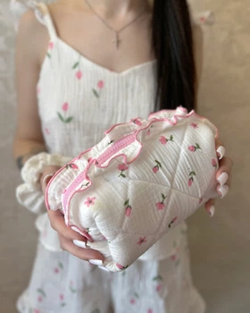 Косметичка муслиновая Розовые тюльпаны с рюшами Maybel M 2008/1 (3674_2)