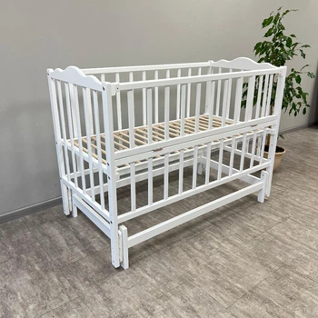 Ліжко дитяче Baby Comfort Малюк з маятником білий