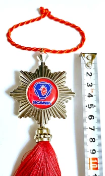 Подвеска Avtoaks "Кисточка" модельная с эмблемой Scania красная звезда