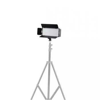 Профессиональная лампа видеосвет Veron LED PT-30B II 30W color 3200-5600K 2.1 m тринога в комплекте