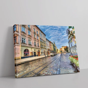 Интерьерная картина Львов, Площадь Рынок, трамвай возле Ратуши, Lviv, 40×60 см (id2384)