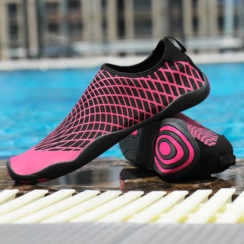 Обувь для пляжа и кораллов аквашузы Diving shoes розовые полосы 38 ( 23,8 см ) 124