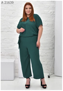 Літній жіночий костюм з капрями великого розміру UF-fashion МА-21639 70 зелений