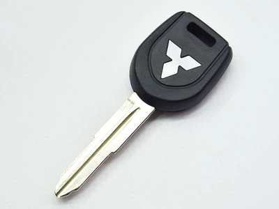 Корпус ключа с местом под чип Mitsubishi MIT-11R под ТРХ с логотипом