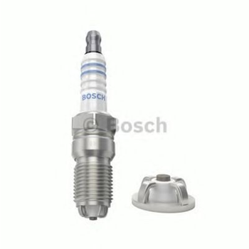 Свеча зажигания Bosch (0 242 235 607)
