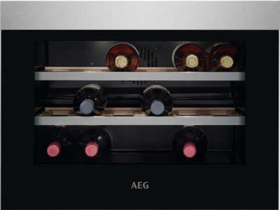 Винный шкаф AEG KWK884520M