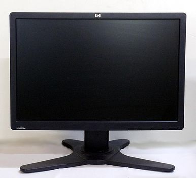 Монитор 22" HP TFT L2208w б/у