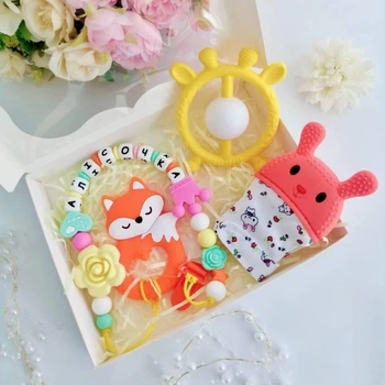 Подарочный набор для девочки с именной игрушкой грызунком Лисичка оранжевая на рождение, выписку, крестины