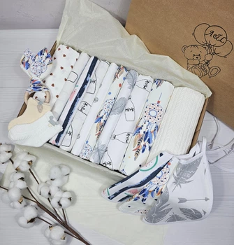 Набор для новорожденного: плед, пеленки и грызунок a.l.babybox Ловец снов