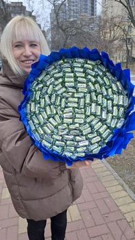Букет з цукерок Ромашка 70 шт