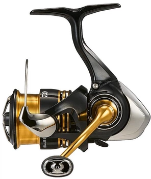 Катушка спиннинговая Daiwa 23 Legalis LT 3000-C (20060106)