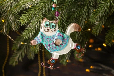 Елочное украшение Bellezza Кот на коньках 13/12 см (F-021BK)