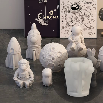 Форма для свічки 3D "Космонавт мавпа" 5,6 см