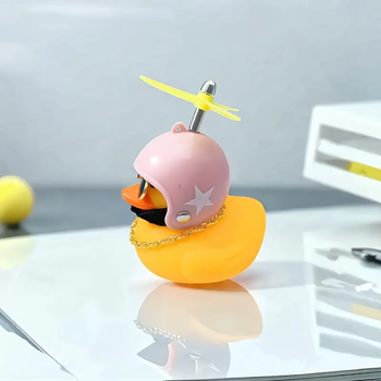 Резиновая уточка в розовом шлеме Crazy Duck на торпеду Podarkus AD014-1