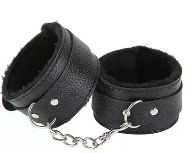 Шкіряні наручники з хутряною підкладкою для рольових ігор BDSM аксесуари One size