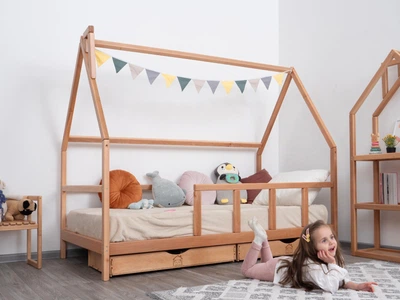 Детская кровать домик Монтессори от Busy Wood на ножках с ящиками 2х45см Модель 1 натуральное дерево 200х90 см