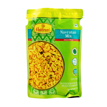 Закуска Navratan Mix Navratan Mix 150 г Haldiram's 8904004401721