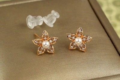 Сережки гвоздики Xuping Jewelry квітка з перлиною 10 мм золотисті