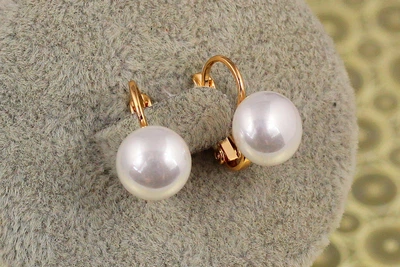 Серьги Xuping Jewelry жемчуг с французкой застежкой 1,6 см золотистые