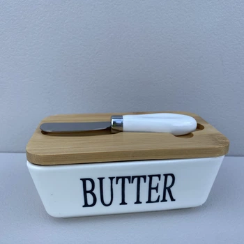 Масленка фарфоровая с ножом 15*8,6*6,4 см Butter Interos PJ03629