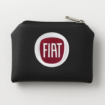 Ключница с логотипом FIAT на молнии из экокожи размером 14х10 см