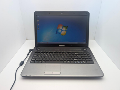Ноутбук Medion Akoya P6634/Intel Core I3-2350U/6GB-DDR3/HDD-1000GB/NVIDIA Ge Force 630M(1GB)/15.6 HD LED Б/В