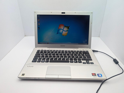 Ноутбук Sony Vaio PCG-4251GM/Intel Core i5-2430M/6GB-DDR3/240GB-SSD/ATI Mobility Radeon HD 6470-1GB/15.6" HD LED Б/В
