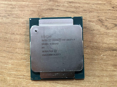 Процесор Intel Xeon E5-2637 V3 SR202 4C/8HT 3.50-3.70GHz / 15M/9.6GT/s 135W FCLGA2011-3 б/в