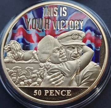 50 пенсів, Джерсі, 2015 – “День Перемоги в Європі”. Монета вкрита 24-каратним золотом. Законний платіжний засіб (50062)