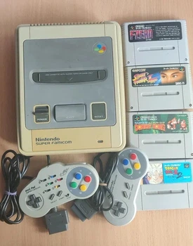 Консоль Super Famicom Б.В (Японія) + 2 геймпади + 4 картріджа - Б/У