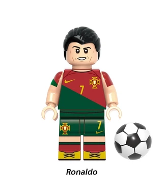 Конструктор человечек Криштиану Роналду Ronaldo в красно - зеленой форме сборной Португалии
