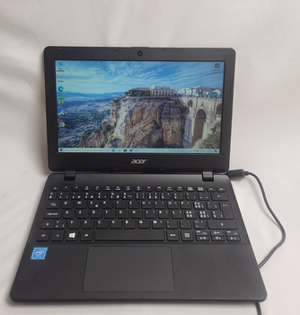 Офісний Ноутбук Acer aspire es1-131 11.6" Intel Celeron N3050 2x1.60-2.16GHz 8GB-1600MHz SSD128GB Б\В