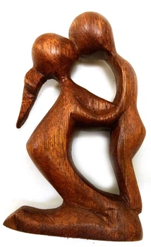 Статуэтка "Мама с ребёнком" деревянная (10×5×2,5 см) 29920C