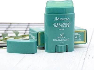 JMsolution Marine Luminous Pearl Sun Stick Pearl SPF50+ PA++++ - Солнцезащитный стик с экстрактом жемчуга 21г