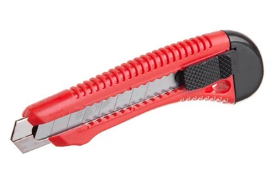 Нож Intertool 18 мм усиленный (HT-0501)