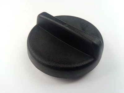 Кришка маслозаливна Lanos/Nubira 1.6, "GM" (96413053) під алюм. (96351472)