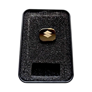 Флешка 32 ГБ, маленькая в салон авто с логотипом Suzuki, USB