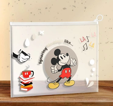 Папка с бегунком А4 Mickey Mouse Ignoring like "Disney" (Микки Маус)