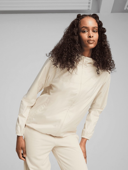 Спортивная ветровка женская Outerwear Essentials