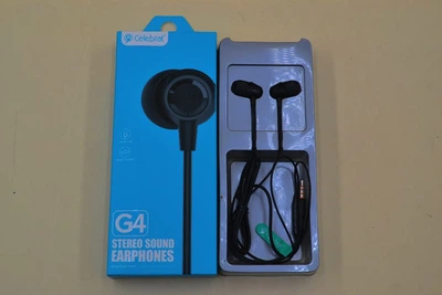 Проводные наушники Celebrat G4 7099 вакуумные внутриканальные 3.5 мм mini-jack