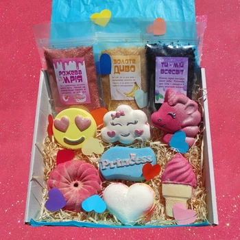 Великий подарунковий набір для дівчини "Love Surprise", подарунок для коханої, дочки, сестри, дівчинки на день народження