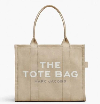 Cумка Marc Jacobs Women's Large Traveler Tote бежевая