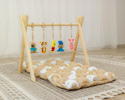 Мобиль детский напольный XRMASTER BabyGym Винни Пух с матрасиком Rainbow