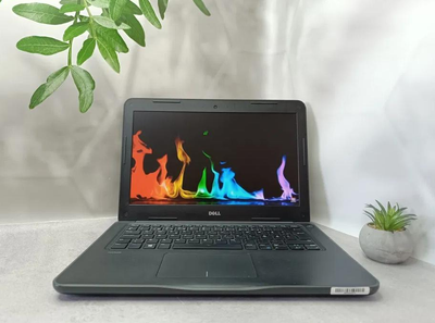Ноутбук Dell Latitude 3380 / 13.3" HD / Intel Core i3-6006U / RAM 8 ГБ / SSD 128 ГБ, Б/У