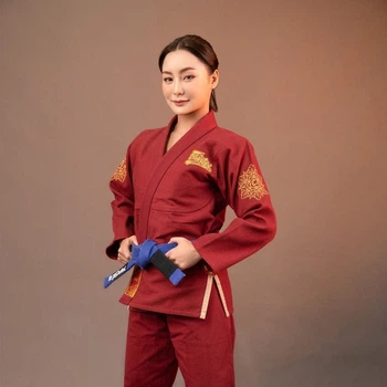 Женское кимоно Fairtex BJJ4 Gi Sida Burgundy (BJJ4-BUR-A4)
