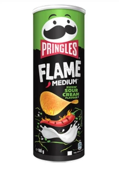 Чипсы Pringles Flame Kickin' Sour Cream - огненная сметана с перчинкой, 160 г