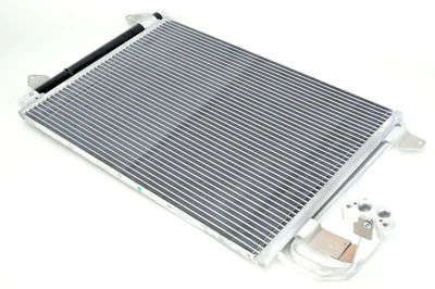Радиатор кондиционера Valeo 817777 Audi A3, TT; Volkswagen Jetta, Caddy, Golf, Touran, EOS, Scirocco; Seat Toledo, Leon; Skoda Octavia, Superb, Yeti; Renault Megane 1K0820411AC, 1K0820411E, 1K0820411D