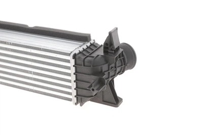 Радіатор інтеркулера Fiat Ducato 2.0-2.3D 06- - 17014713 VAN WEZEL