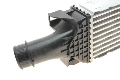Радіатор інтеркулера Audi A4/A5/A6/A7/Q5 2.0-3.0H 15- 309046 NRF
